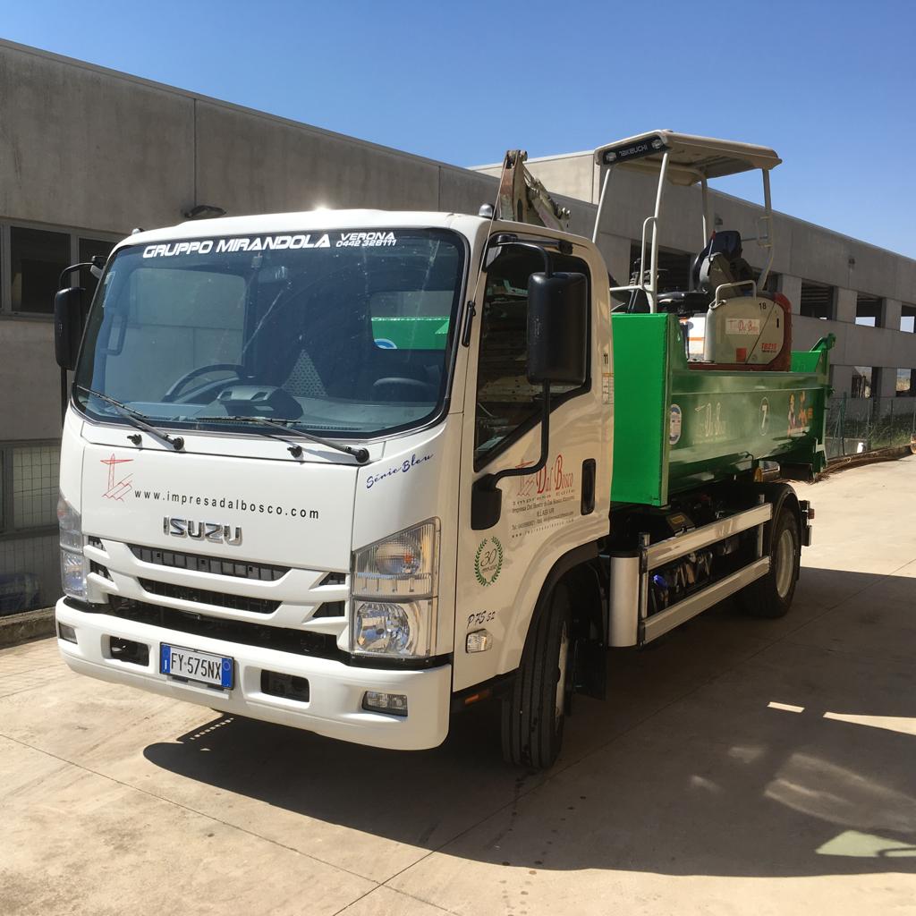 ISUZU 75QL CON NAVETTE SCARRABILI
